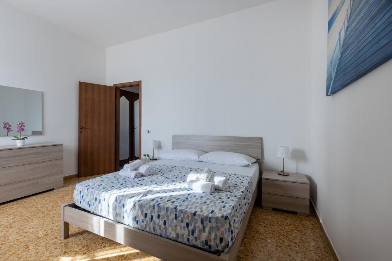 Pisa Quiet And Bright Flats With Balcony Apartment Exterior photo