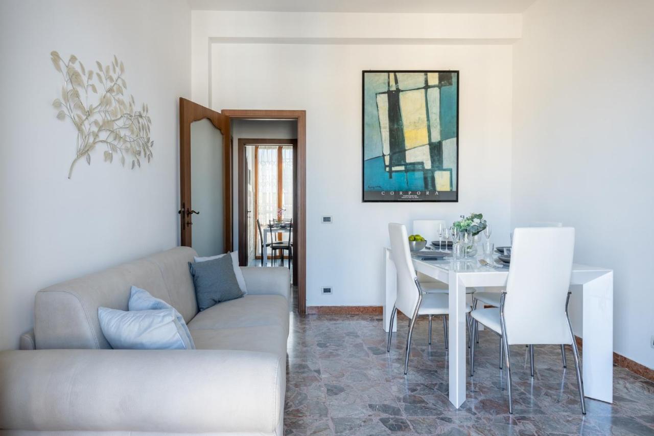 Pisa Quiet And Bright Flats With Balcony Apartment Exterior photo
